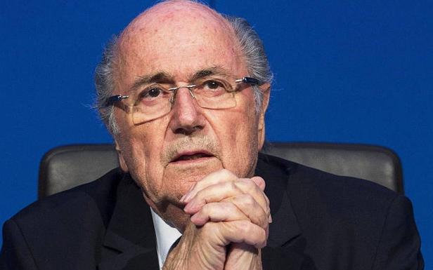 Blatter: «Se ataca al fútbol»