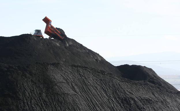 El carbón lidera la producción de electricidad en junio y alcanza el 21% en el mix energético español