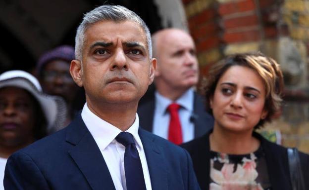 Khan critica a May por usar a los europeos «como moneda de cambio»