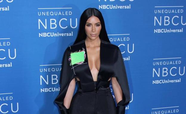 Kim Kardashian pagará 45.000 dólares por su tercer hijo