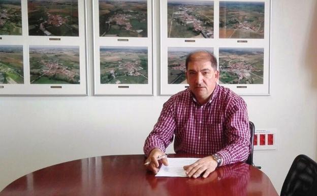 Valdefresno invertirá 370.000 euros en un plan de reasfaltado que mejorará la comunicación de siete pedanías