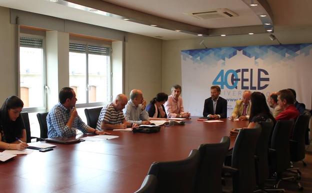 La mesa negociadora del convenio colectivo de oficinas y despachos ya está constituida