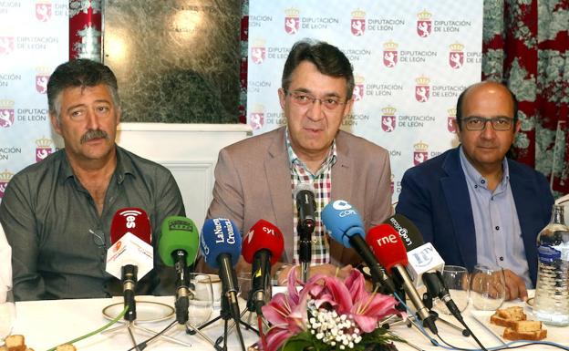 Majo asegura que finalizará su mandato dejando la deuda de la Diputación «a cero»