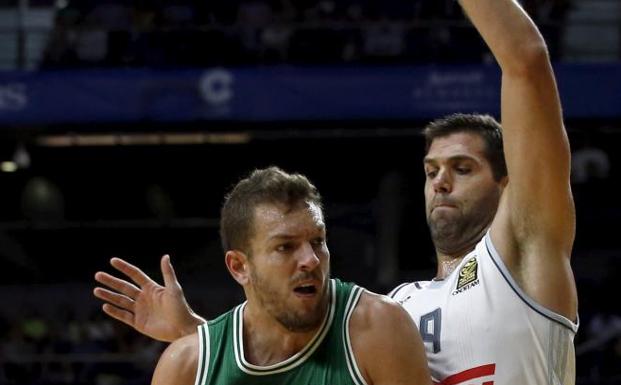 Reyes confirma su renuncia al Eurobasket