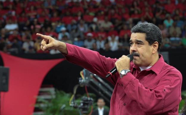 Maduro amenaza con hacer con las armas «lo que no se pudo con votos»