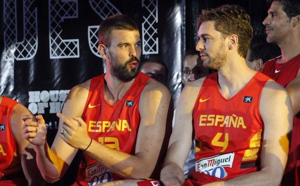 Los Gasol y Navarro, en la lista principal para el Eurobasket