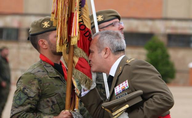 Un beso de respeto y dedicación