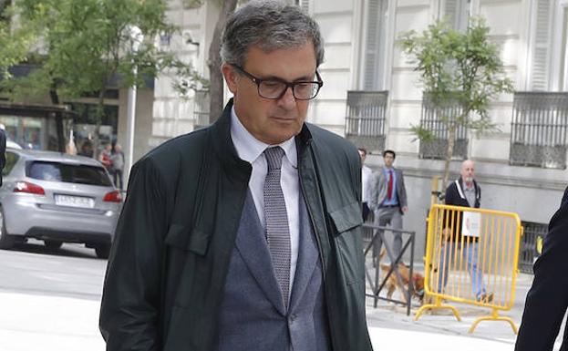 Jordi Pujol Ferrusola quedará libre si paga tres millones «en metálico»