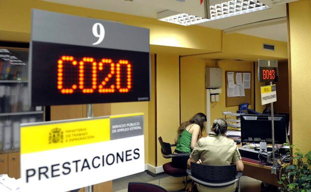 El verano reaviva el empleo en León que cierra junio con 1.270 parados menos y sitúa el desempleo en las 32.744 personas