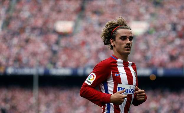 Griezmann: «Jugaré este año en el Atlético y luego ya veremos»