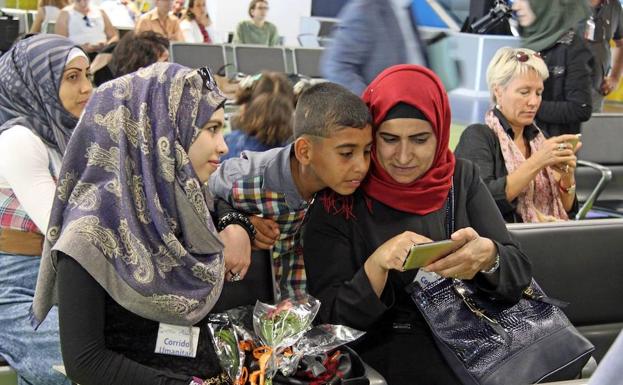 Las peticiones de asilo caen un 7% en la UE pero suben en España