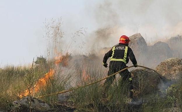 Los Bomberos Profesionales acusan a Majo de «crear ilusiones como Harry Houdini» con un Plan que «no es legal»