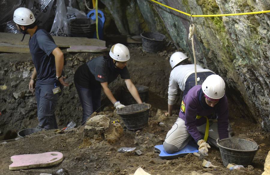 Visita a los yacimientos de la sierra de Atapuerca