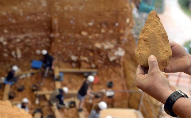 Nuevos restos de fauna e industria lítica de entre 80.000 y 120.000 años confirman la presencia de neandertales en Atapuerca