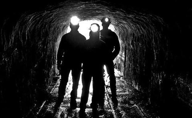 Industria hace efectivo el ingreso de la paga del mes de junio y apacigua los ánimos de los prejubilados mineros