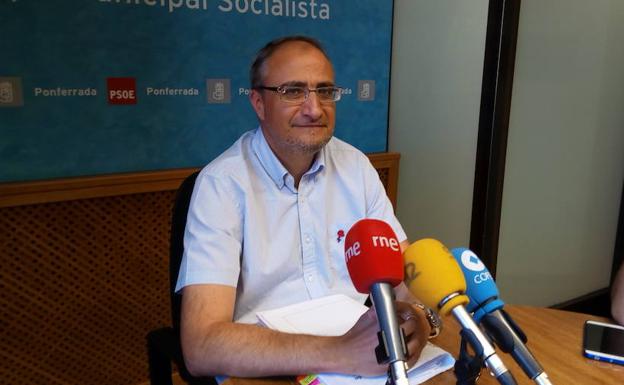 El PSOE insta a Merayo a ejecutar la sentencia que anula el contrato con FCC para resolver una situación «diabólica»
