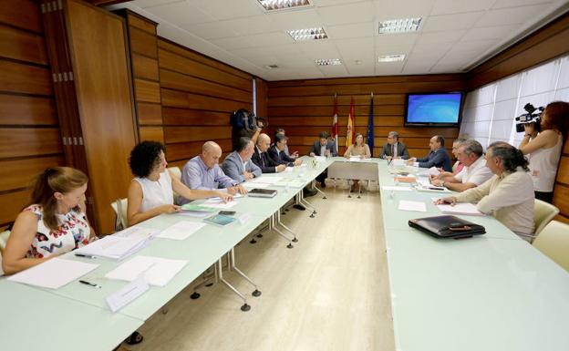 Asaja, UCCL y UPA anuncian movilizaciones para exigir «apoyo real» al campo y