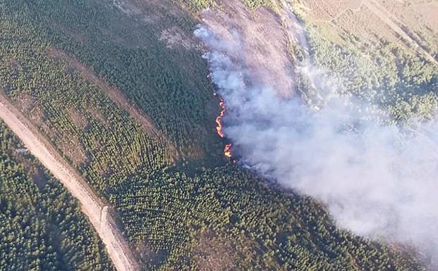 Controlado el incendio declarado este domingo en Rabanal del Camino