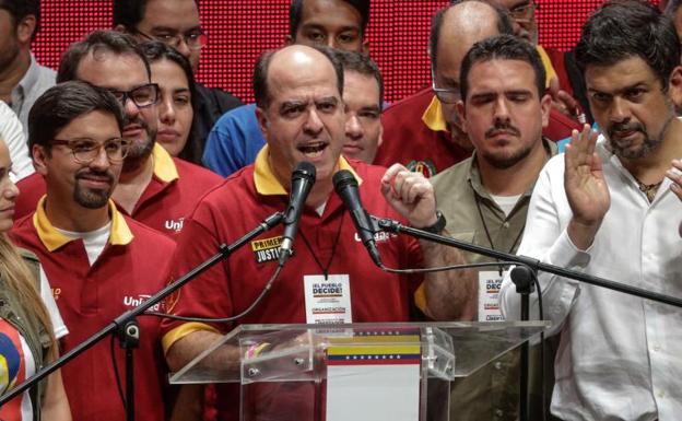 La oposición de Venezuela anuncia una huelga general para el jueves