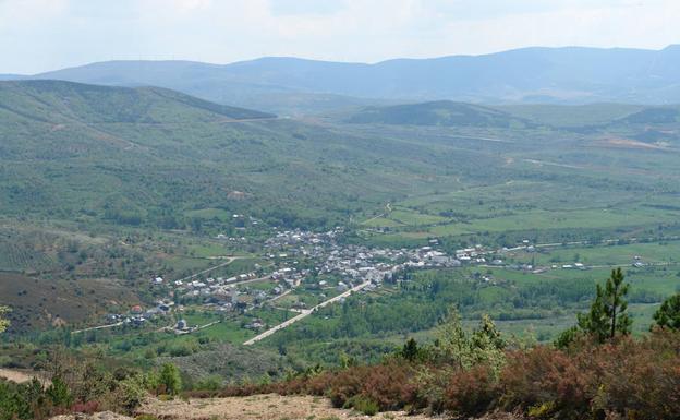 Folgoso de la Ribera inaugura dos nuevas rutas de senderismo en el entorno de la Fuente de Hierro y de las antiguas centrales hidroeléctricas