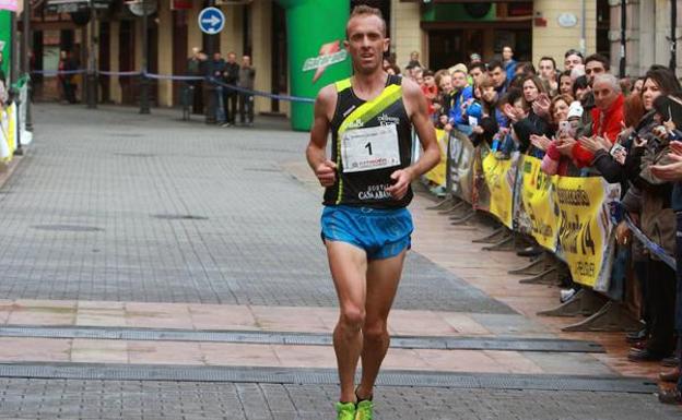 Sergio Sánchez vuelve a ganar en Ponferrada