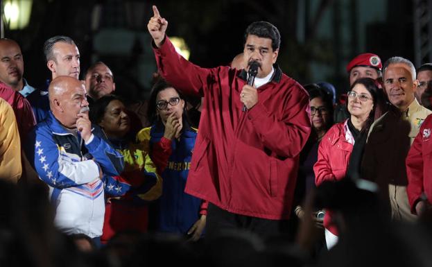 EE UU sanciona a Maduro por ruptura del orden constitucional en Venezuela