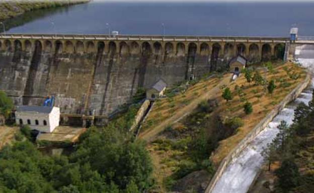 La CHD niega que vaya a restringir el consumo de agua en Astorga ya que es competencia del Ayuntamiento