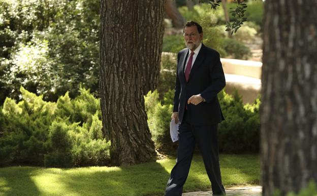 El Gobierno recurrirá al Constitucional si el Parlamento catalán tramita el referéndum