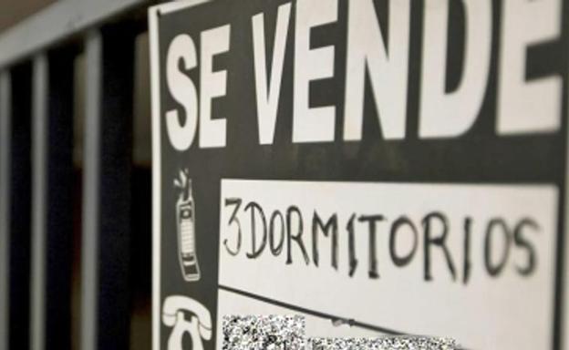 La compraventa de viviendas crece un 21,18% en León, superando la media nacional con 246 operaciones