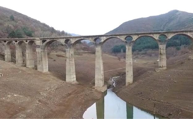 El campo leonés pierde 168.000 toneladas de cereal y teme por su supervivencia ante la falta de agua