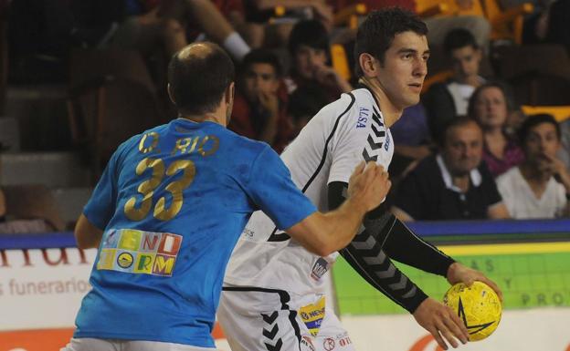 Trueque en el Ademar: Vejin por Leo Santos