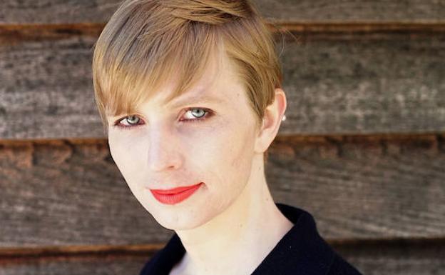 Chelsea Manning posa para Vogue