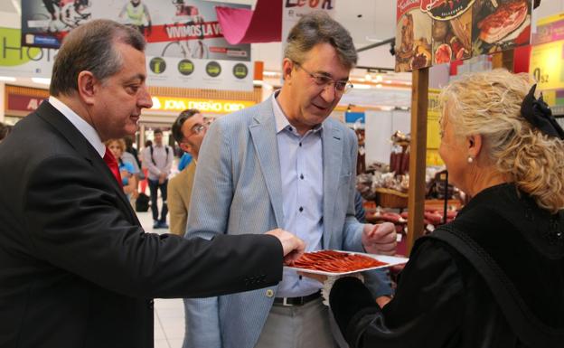 Carrefour prevé invertir 20 millones en productos de León en una apuesta por la «calidad» de la agroalimentación provincial