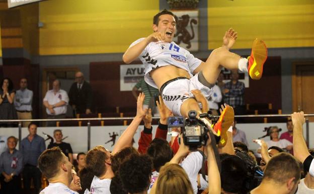 Carrillo vuelve al Palacio