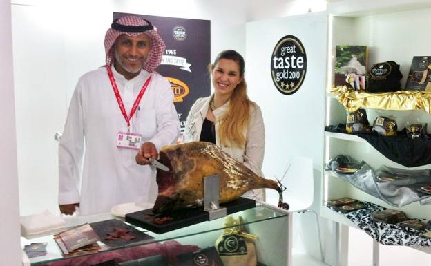 León 'mata' por el método Halal