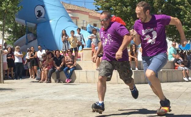 Correr en madreñas en Boñar