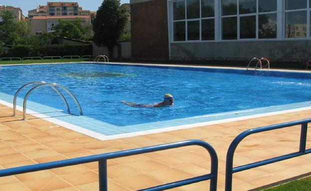 IU-Astorga comienza una recogida de firmas contra el «tarifazo» de las instalaciones deportivas