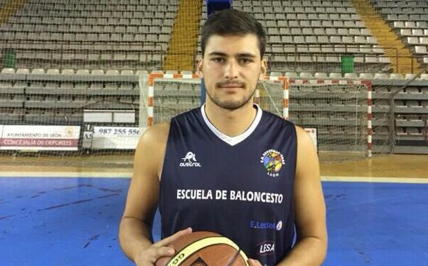 Raúl Fernández vuelve a casa
