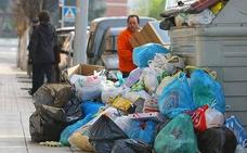 Los trabajadores de la limpieza de Ponferrada están «tristes, engañados y decepcionados» con el Ayuntamiento y la empresa