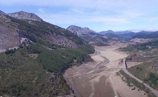 Riaño saca a la luz su pasado
