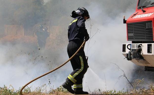 La Bañeza propone cambiar el parque de bomberos provincial de Celada a Riego de la Vega para no cometer un «error histórico»