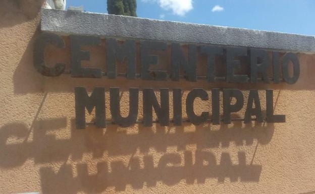 El Juzgado sobresee y archiva una denuncia del alcalde de Cacabelos contra su antecesor Adolfo Canedo