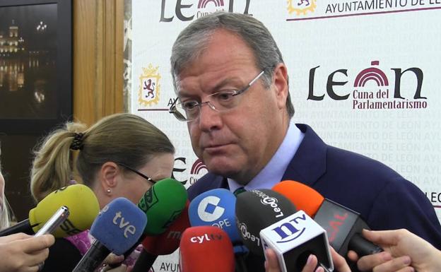 El Ayuntamiento de León, ejemplo de «buena gestión» en la cumbre municipal del PP