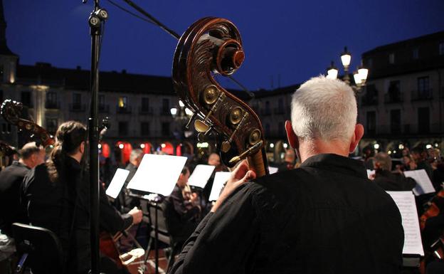 La Oscyl aumenta un 5% los abonos y mejora su estabilidad