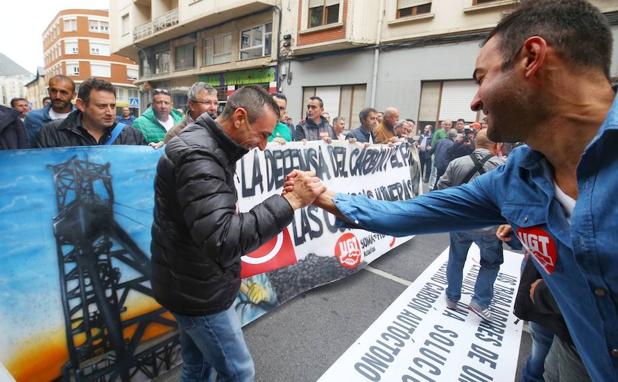 Una ola de solidaridad recorre Ponferrada para pedir futuro para el carbón