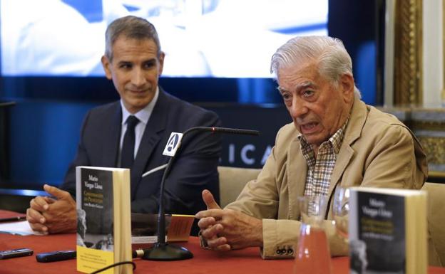 Vargas Llosa: «Sin la literatura nos convertimos en monos»