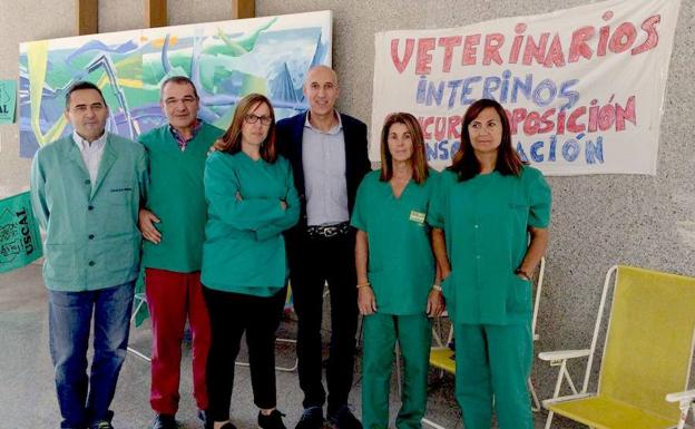 El PSOE reclama a la Junta negociación con los sanitarios encerrados