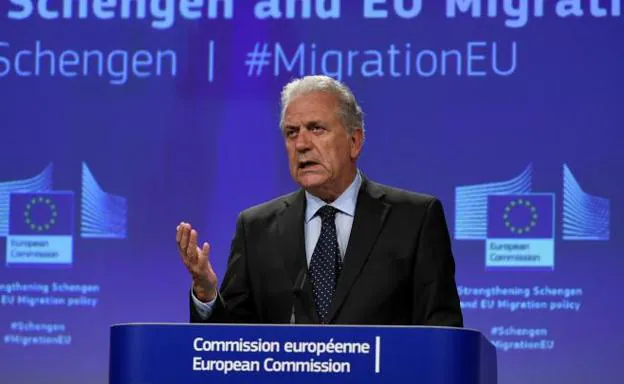 Bruselas plantea acoger en la UE a 50.000 refugiados de Oriente Medio, África y Turquía