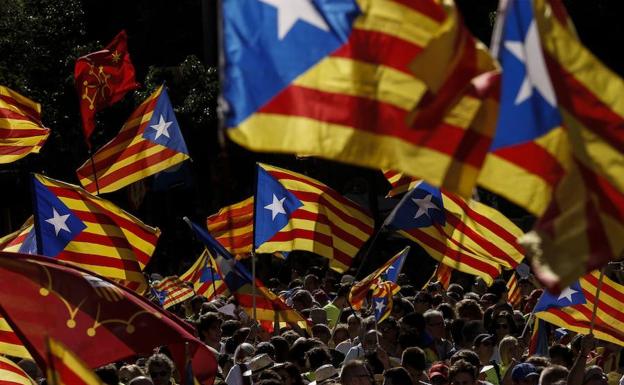 El Foreing Office advierte a los ciudadanos británicos del riesgo de «confrontaciones» en Cataluña