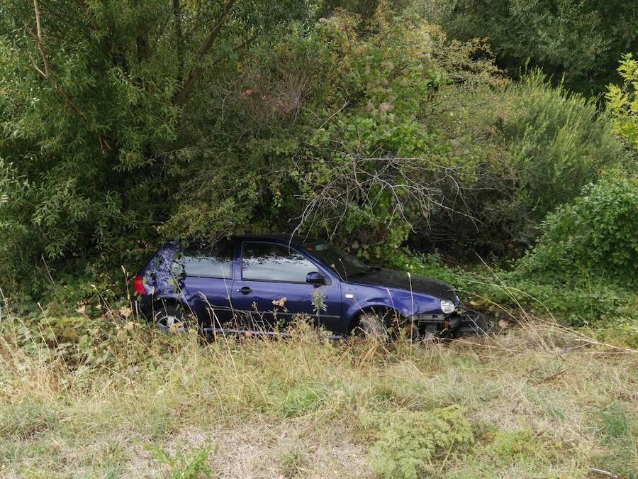 Coche al agua en Ciñera
